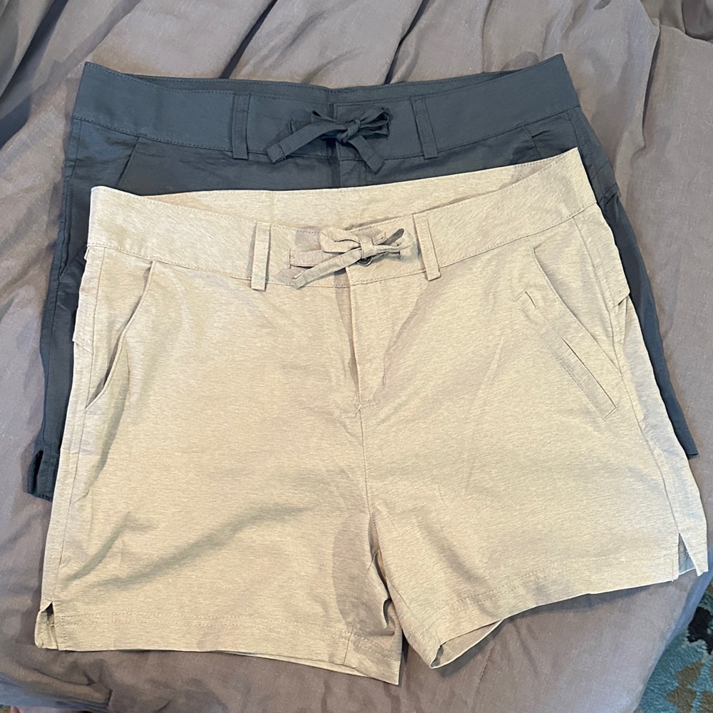 2 Pair shorts